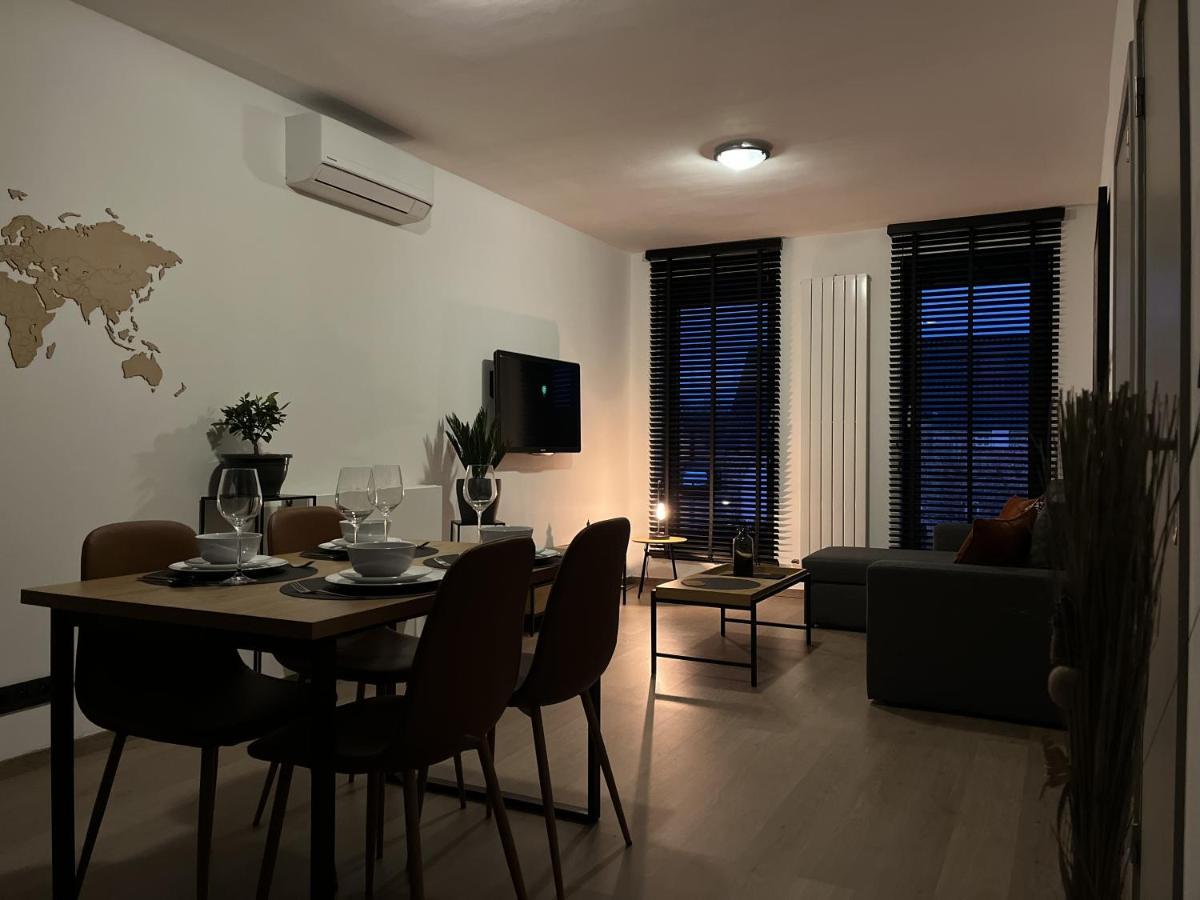 Casa Del Bosque Appartamento Maasmechelen Esterno foto