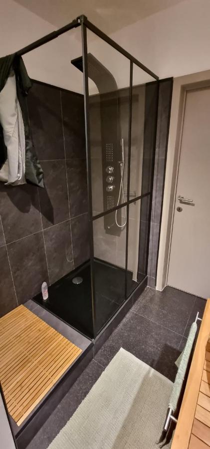 Casa Del Bosque Appartamento Maasmechelen Esterno foto
